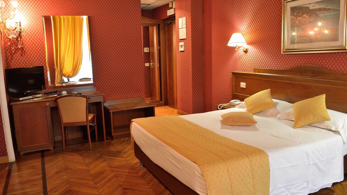 room-110--02-