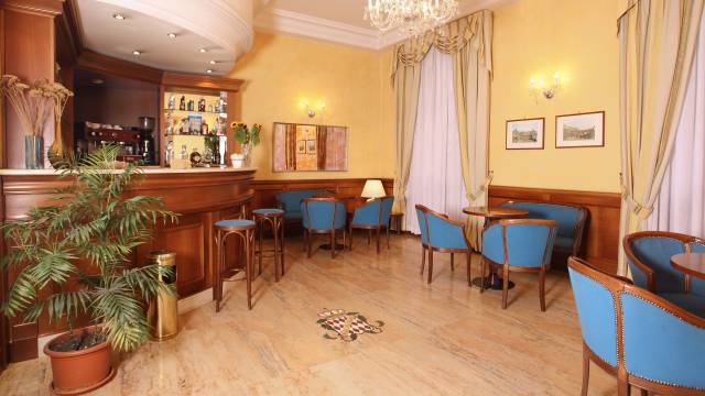 hotel-montecarlo-roma-hall--4--copia