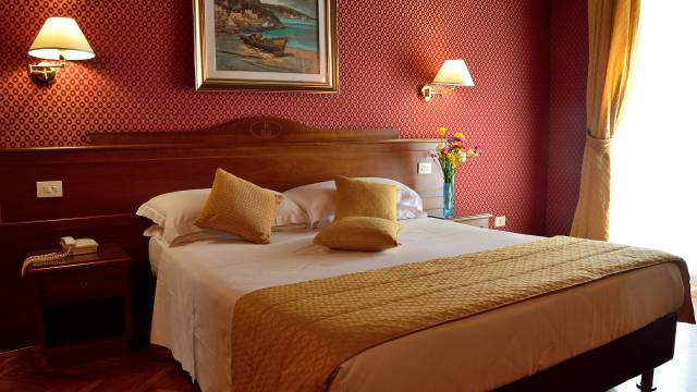 room-109--02--2