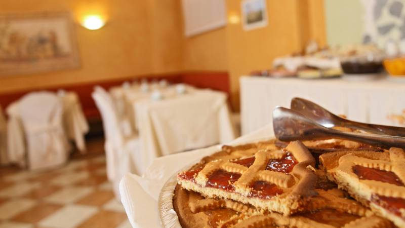 Hotel-Montecarlo-Roma-Sala-Colazione-14